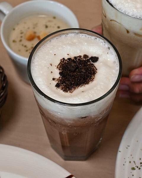 帕菲puffy｜鳳山區美食｜親子、寵物友善餐廳｜鳳凌廣場周邊義式餐廳｜三色萌熊泡芙、義大利麵、燉飯