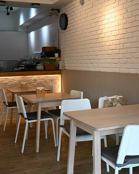 帕菲puffy｜鳳山區美食｜親子、寵物友善餐廳｜鳳凌廣場周邊義式餐廳｜三色萌熊泡芙、義大利麵、燉飯