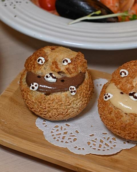 帕菲puffy｜鳳山區美食｜親子、寵物友善餐廳｜鳳凌廣場周邊義式餐廳｜三色萌熊泡芙、義大利麵、燉飯