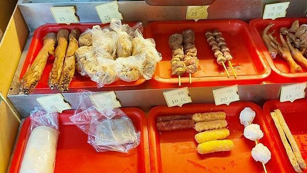 第一家 鹹酥雞｜４０元超便宜鹹酥雞店，每天只開五小時，晚來吃不到