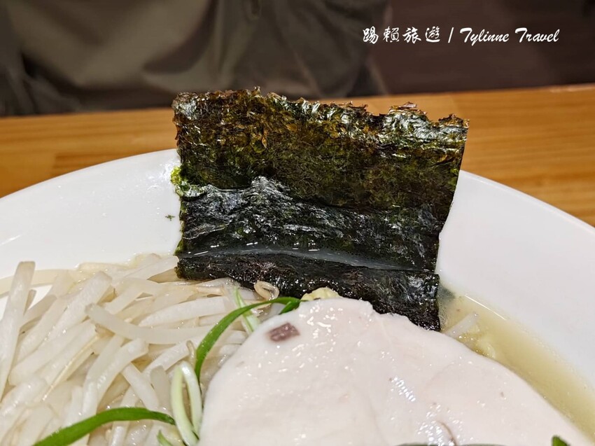 大安科技大樓拉麵！裸湯拉麵雞白湯宵夜首選，原味與柚子鹽雙口味推薦。