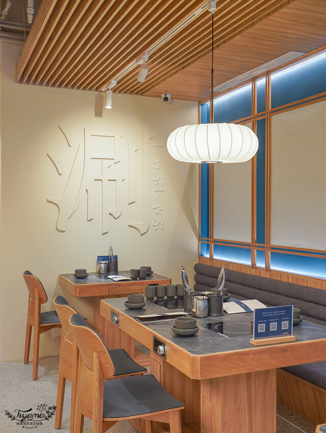 桃園火鍋。珍上堂海陸火鍋城：桃園精品火鍋「黃金雞上湯」，生猛鮮活波士頓龍蝦這裡吃 @緹雅瑪 美食旅遊趣