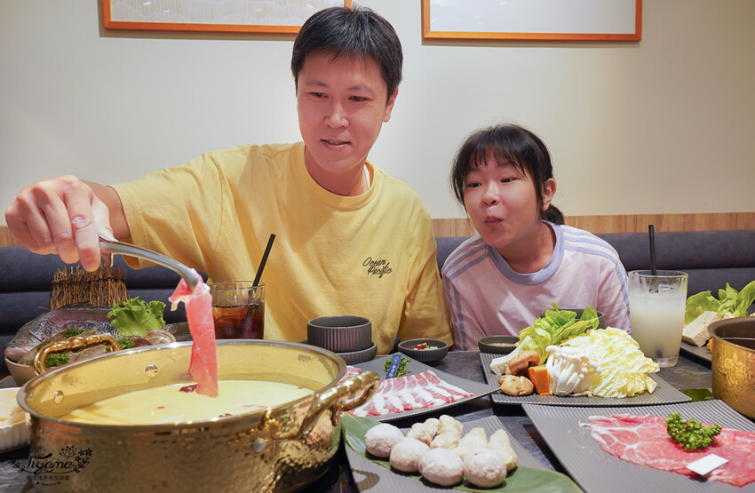 桃園火鍋。珍上堂海陸火鍋城：桃園精品火鍋「黃金雞上湯」，生猛鮮活波士頓龍蝦這裡吃 @緹雅瑪 美食旅遊趣