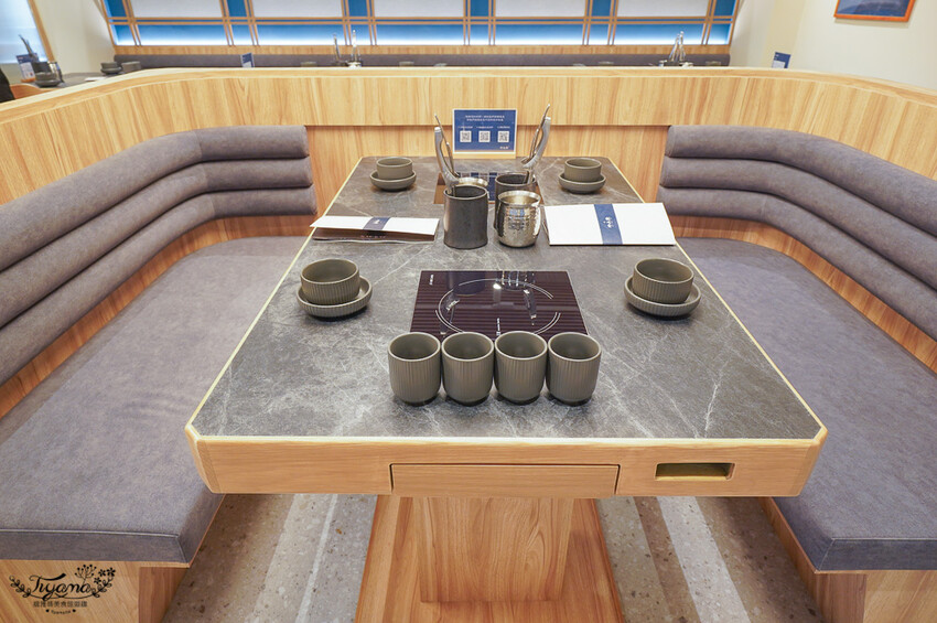 桃園火鍋。珍上堂海陸火鍋城：桃園精品火鍋「黃金雞上湯」，生猛鮮活波士頓龍蝦這裡吃 @緹雅瑪 美食旅遊趣