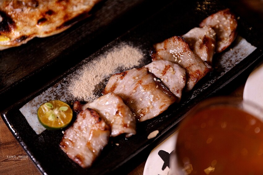 開到凌晨兩點的深夜食堂！身居巷弄卻人氣爆棚 沒預約吃不到｜串岐日式居酒屋【板橋江子翠串燒居酒屋】