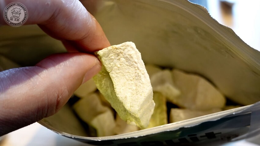 【 全台首創鹹曲奇 】沒想到番茄可以做成鹹的曲奇，味道還很像披薩？！波萌農場還將帝王芭樂做成鬆軟易咀嚼