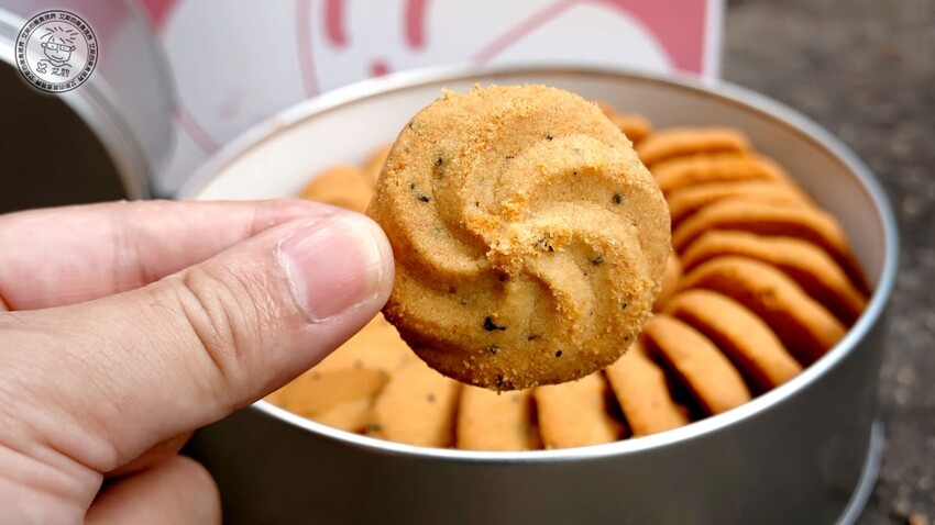 【 全台首創鹹曲奇 】沒想到番茄可以做成鹹的曲奇，味道還很像披薩？！波萌農場還將帝王芭樂做成鬆軟易咀嚼