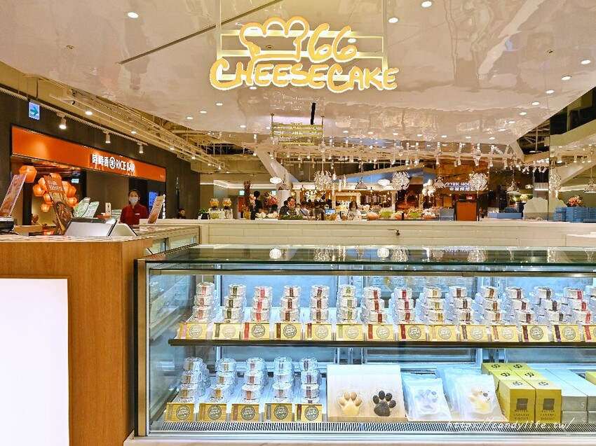 彰化超夯66 cheesecake進駐台中勤美誠品，主打20種口味北海道奶油三明治冰淇淋，還有招牌北海道起司蛋糕也買得到～