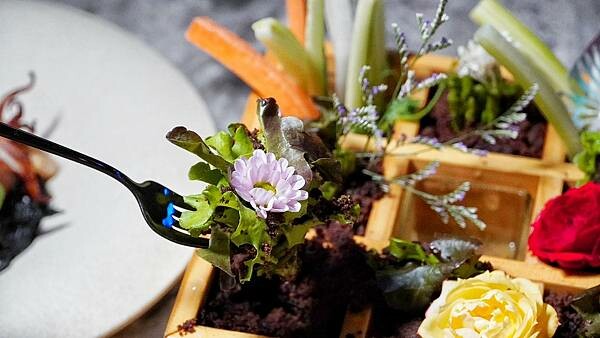 LINE_ALBUM_Luxy Vivid Bistro 餐酒館_230625_36.jpg