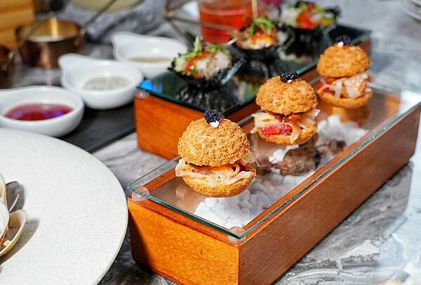 LINE_ALBUM_Luxy Vivid Bistro 餐酒館_230625_24.jpg