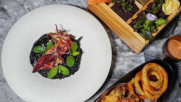 LINE_ALBUM_Luxy Vivid Bistro 餐酒館_230625_14.jpg