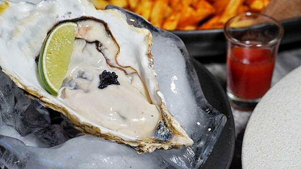 LINE_ALBUM_Luxy Vivid Bistro 餐酒館_230625_10.jpg