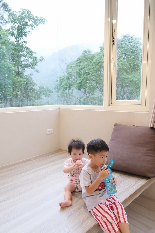 烏來溫泉會館，足立司拉 SLA ULAY22