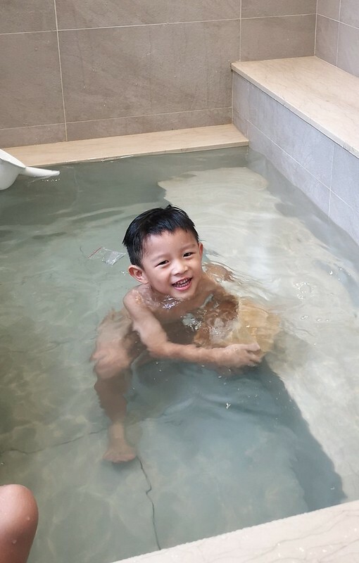 烏來溫泉會館，足立司拉 SLA ULAY26