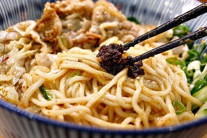 新開幕！一天只賣四小時，Google分數高達4.9、還沒開店就有客人在等候！