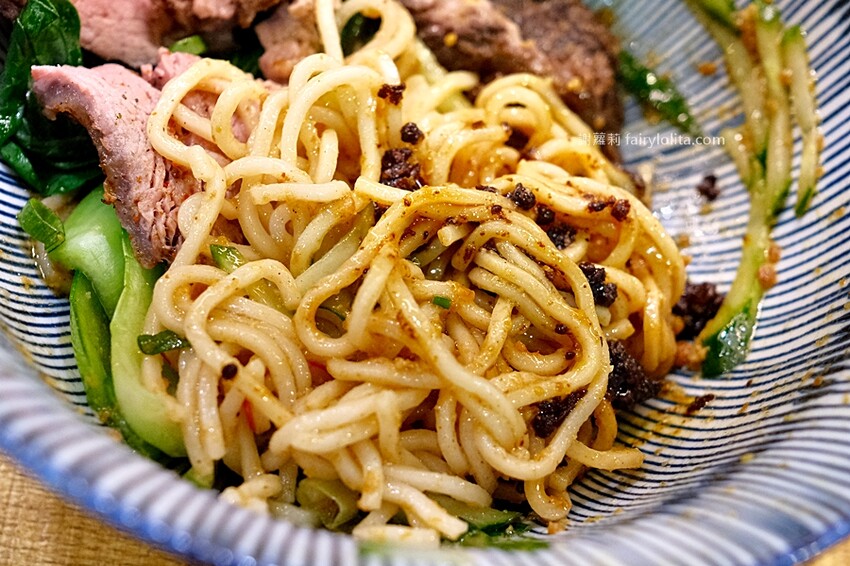 新開幕！一天只賣四小時，Google分數高達4.9、還沒開店就有客人在等候！