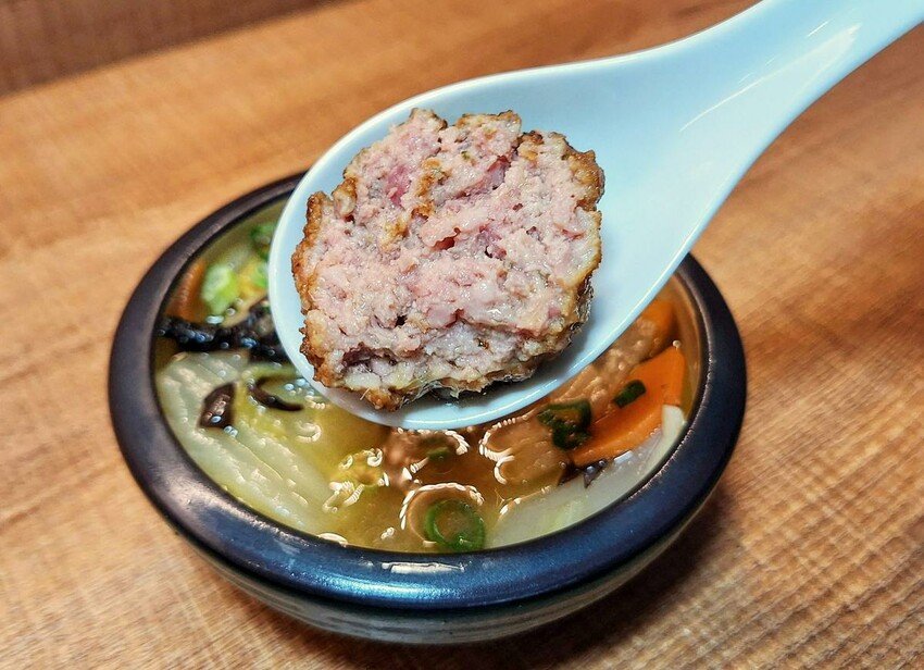 【美食】「潮月沙茶匠私房麵室・珈琲煎焙」沙茶乾拌麵、手沖咖啡