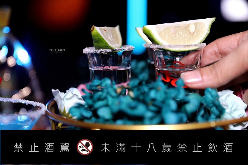 營業至凌晨5點 台北夜貓快典藏！巷弄裡的氛圍網美餐酒館 提供飛鏢機/Beer Pong｜夜色talking bar(台北東區
