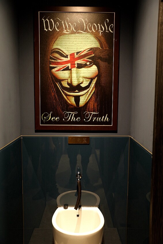 營業至凌晨5點 台北夜貓快典藏！巷弄裡的氛圍網美餐酒館 提供飛鏢機/Beer Pong｜夜色talking bar(台北東區