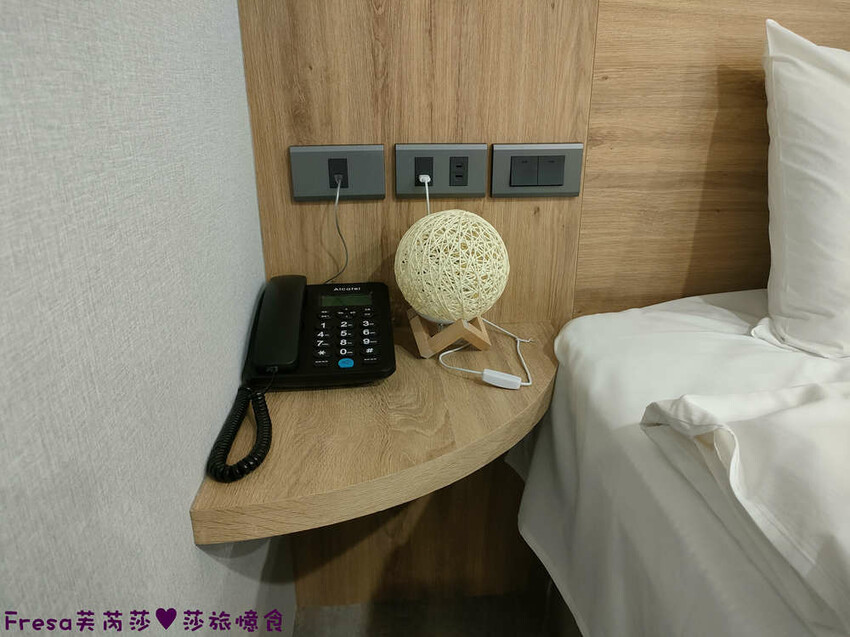 南投住宿【集集鐵道行旅】集集火車站旁質感飯店火車元素.超大寬敞房型山景視野超棒│泡麵餅乾宵夜吃到飽│集集飯店 - Fresa芙芮莎♥莎旅憶食