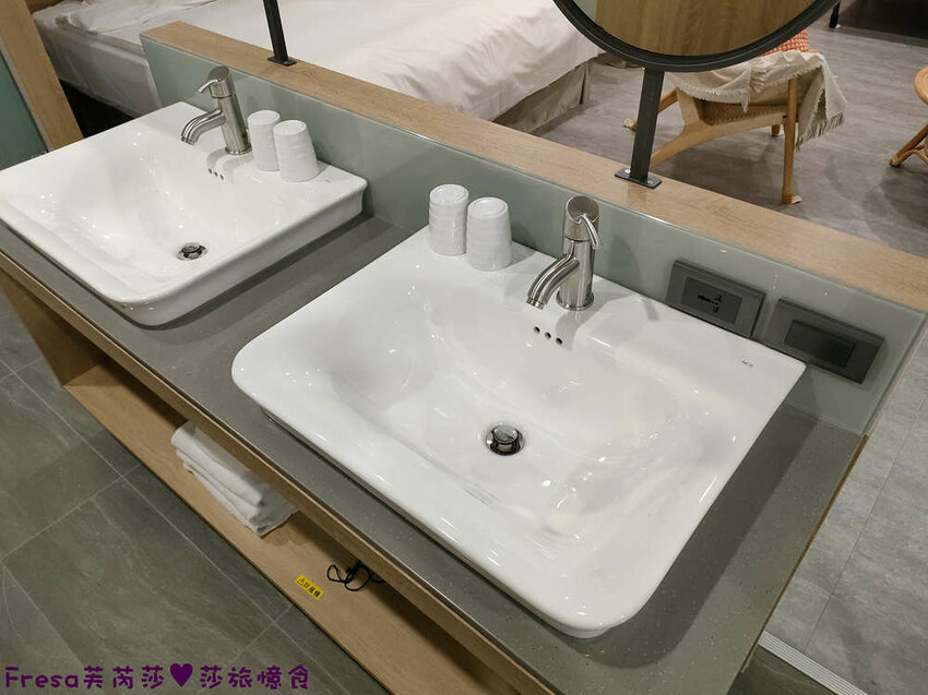 南投住宿【集集鐵道行旅】集集火車站旁質感飯店火車元素.超大寬敞房型山景視野超棒│泡麵餅乾宵夜吃到飽│集集飯店 - Fresa芙芮莎♥莎旅憶食