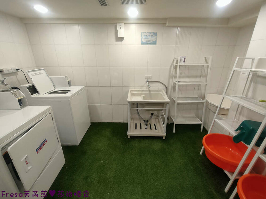 南投住宿【集集鐵道行旅】集集火車站旁質感飯店火車元素.超大寬敞房型山景視野超棒│泡麵餅乾宵夜吃到飽│集集飯店 - Fresa芙芮莎♥莎旅憶食