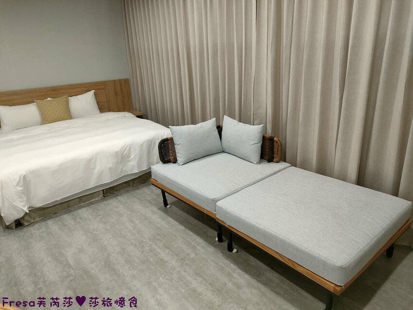 南投住宿【集集鐵道行旅】集集火車站旁質感飯店火車元素.超大寬敞房型山景視野超棒│泡麵餅乾宵夜吃到飽│集集飯店 - Fresa芙芮莎♥莎旅憶食
