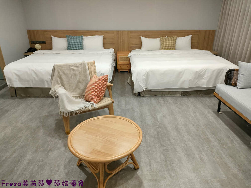 南投住宿【集集鐵道行旅】集集火車站旁質感飯店火車元素.超大寬敞房型山景視野超棒│泡麵餅乾宵夜吃到飽│集集飯店 - Fresa芙芮莎♥莎旅憶食