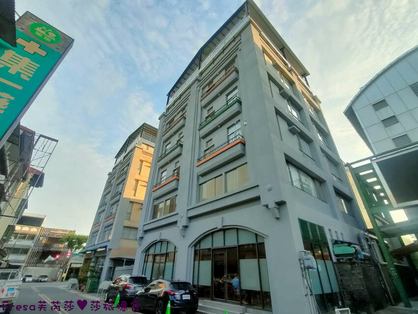 南投住宿【集集鐵道行旅】集集火車站旁質感飯店火車元素.超大寬敞房型山景視野超棒│泡麵餅乾宵夜吃到飽│集集飯店 - Fresa芙芮莎♥莎旅憶食