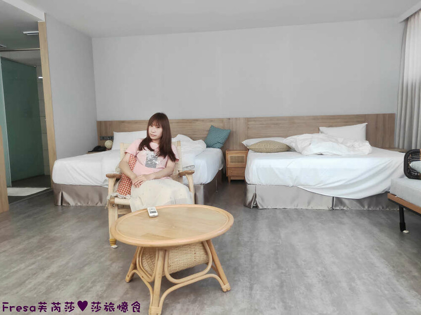 南投住宿【集集鐵道行旅】集集火車站旁質感飯店火車元素.超大寬敞房型山景視野超棒│泡麵餅乾宵夜吃到飽│集集飯店 - Fresa芙芮莎♥莎旅憶食