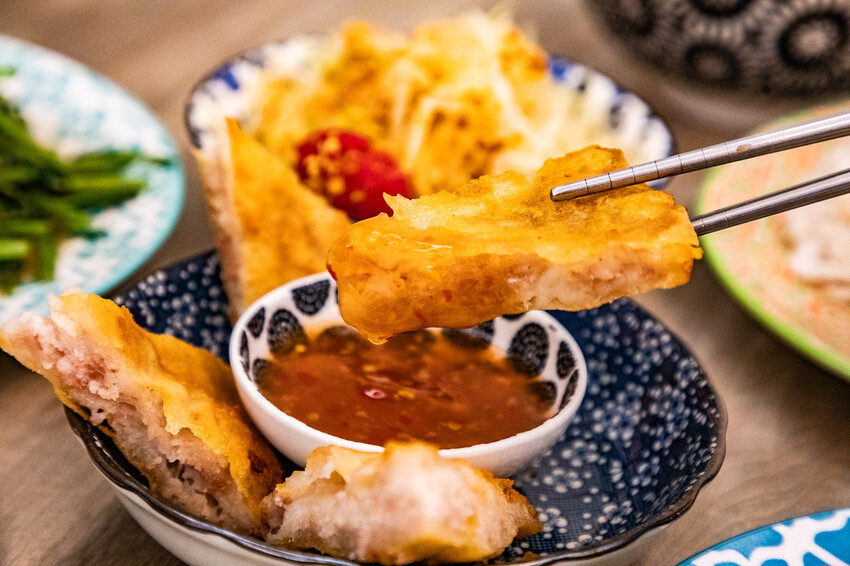 桃園市桃園區泰速泰式料理(藝文店)｜一個人來也可以爽吃的泰式料理，不到百元就有泰式酸辣湯！