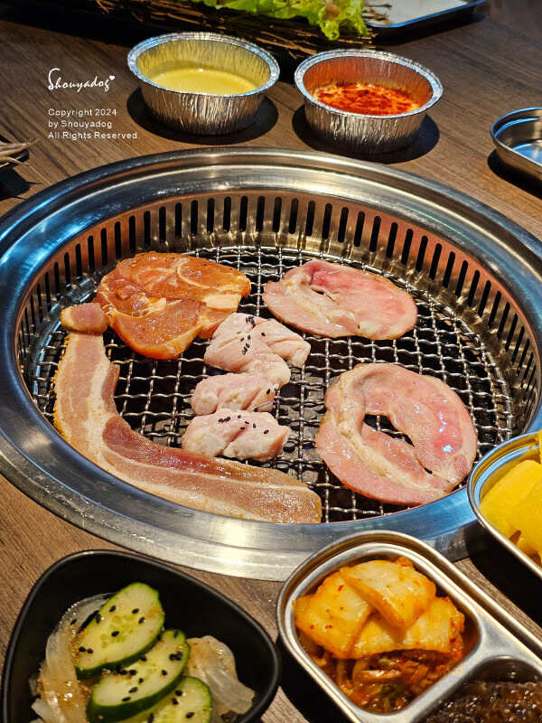 【基隆燒烤】虎閣燒肉亭韓式吃到飽 來基隆必吃燒肉 微風廣場斜