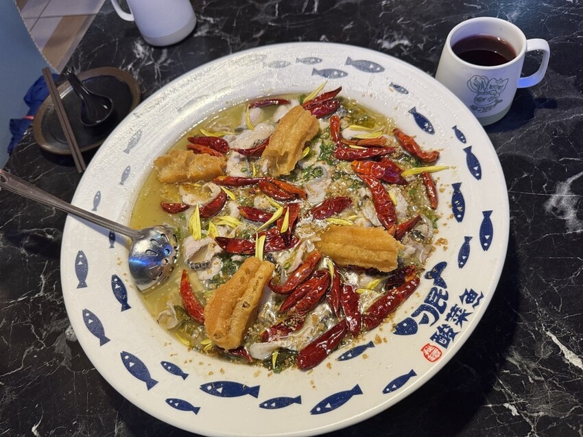 【台北信義美食】刁民酸菜魚，