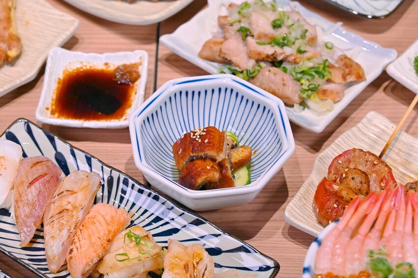 台中勤美新開幕台中勤美居酒屋 豪華海鮮丼飯 日式關東煮 串燒都推薦/百川酒場