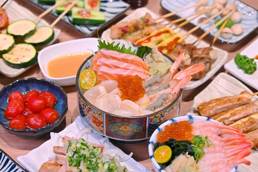 台中勤美新開幕台中勤美居酒屋 豪華海鮮丼飯 日式關東煮 串燒都推薦/百川酒場
