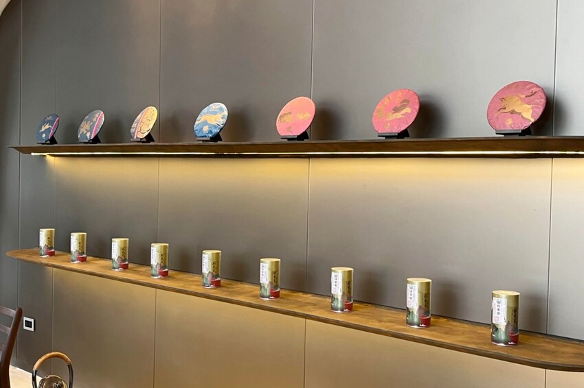 台中隱藏版茶藝館,品茗採預約制,全程由專業茶藝師服務,感受獨特的茶席文化