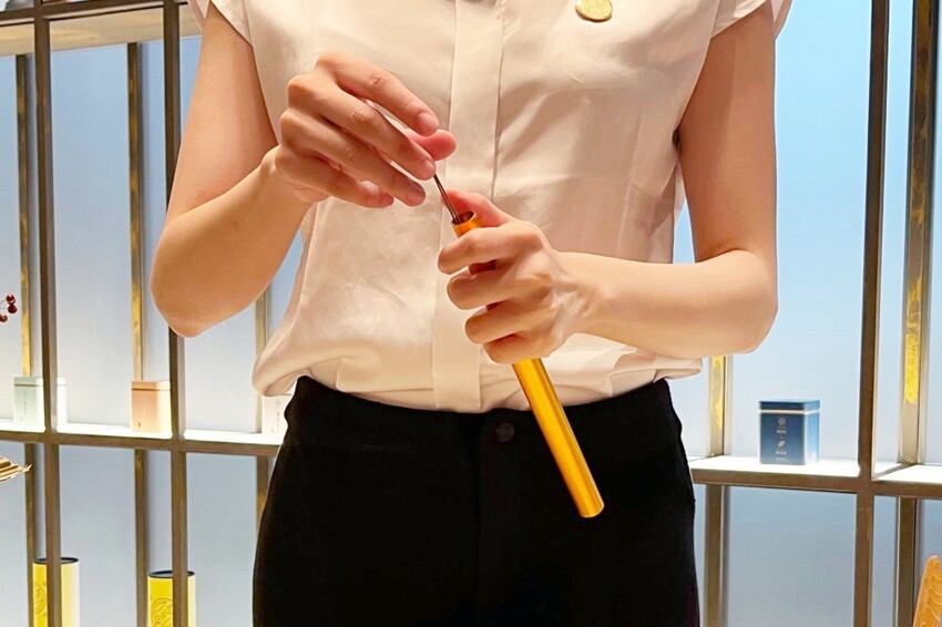 台中隱藏版茶藝館,品茗採預約制,全程由專業茶藝師服務,感受獨特的茶席文化