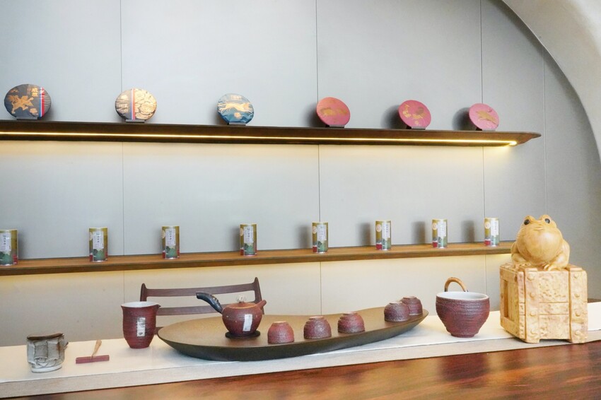 台中隱藏版茶藝館,品茗採預約制,全程由專業茶藝師服務,感受獨特的茶席文化