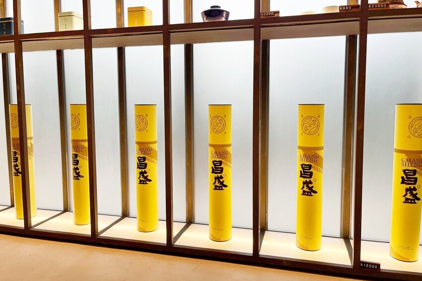 台中隱藏版茶藝館,品茗採預約制,全程由專業茶藝師服務,感受獨特的茶席文化