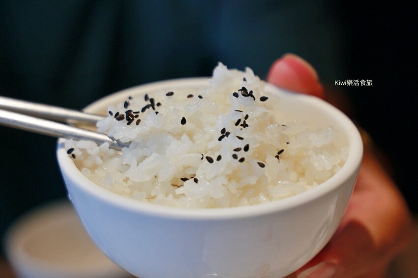 火鍋世家彰化二代尊爵店︱彰化市美食火鍋超浮誇系綜合牛大胃王鍋超澎湃30盎司大嗑全牛拼盤、父親節限定開背