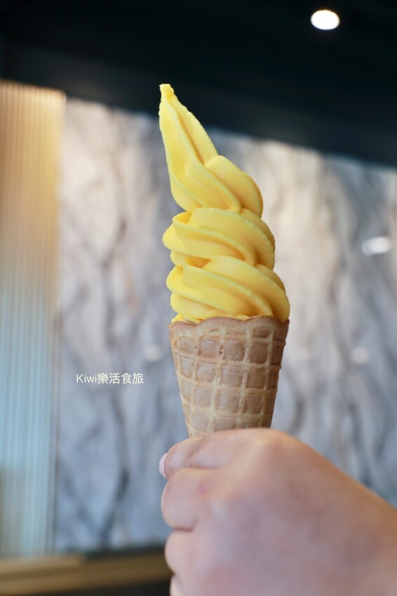 火鍋世家彰化二代尊爵店︱彰化市美食火鍋超浮誇系綜合牛大胃王鍋超澎湃30盎司大嗑全牛拼盤、父親節限定開背