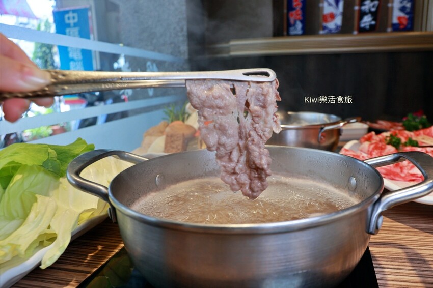 火鍋世家彰化二代尊爵店︱彰化市美食火鍋超浮誇系綜合牛大胃王鍋超澎湃30盎司大嗑全牛拼盤、父親節限定開背