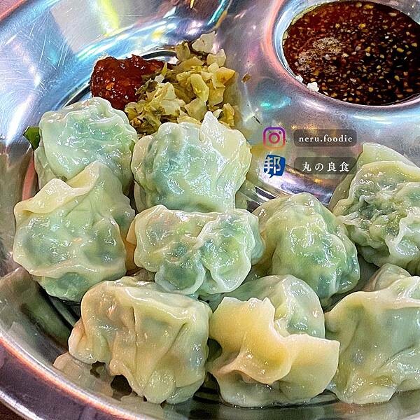 鴻水餃牛肉麵｜晴光商圈街邊小吃推薦 @neru.foodie / 丸の良食