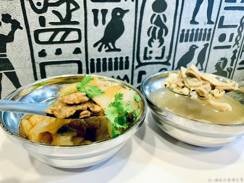 中和隱藏版巷弄美食,一天只賣5小時,清蒸肉圓皮Q肉多汁超好吃,每天手工現做,一試成主顧~