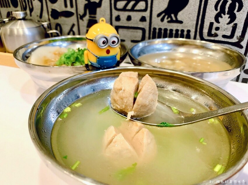 中和隱藏版巷弄美食,一天只賣5小時,清蒸肉圓皮Q肉多汁超好吃,每天手工現做,一試成主顧~