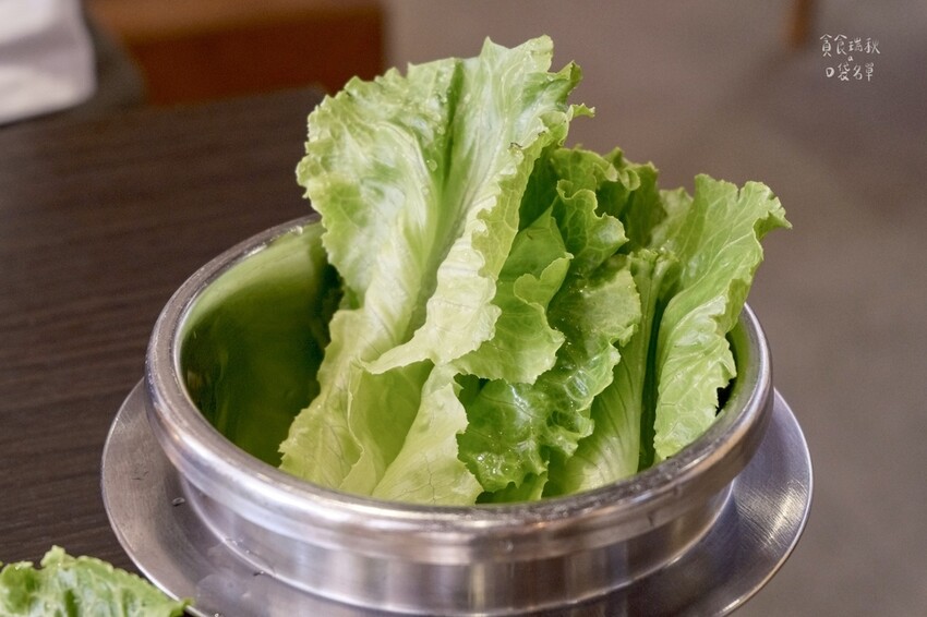 台中南屯｜人氣韓式料理！豬肉湯飯專賣，雪濃湯、菜包肉、韓式鮑