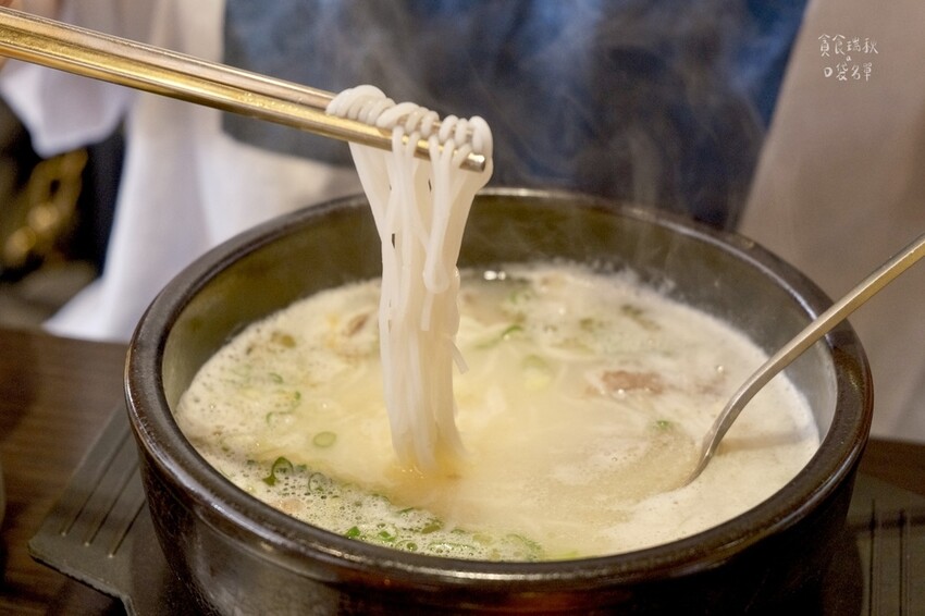 台中南屯｜人氣韓式料理！豬肉湯飯專賣，雪濃湯、菜包肉、韓式鮑