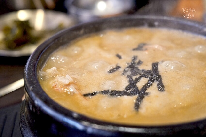 台中南屯｜人氣韓式料理！豬肉湯飯專賣，雪濃湯、菜包肉、韓式鮑