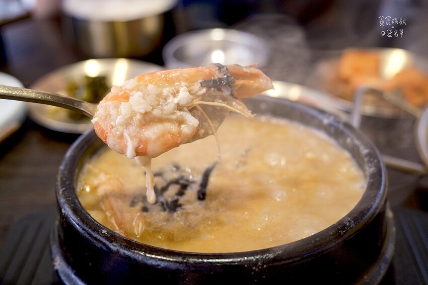 台中南屯｜人氣韓式料理！豬肉湯飯專賣，雪濃湯、菜包肉、韓式鮑