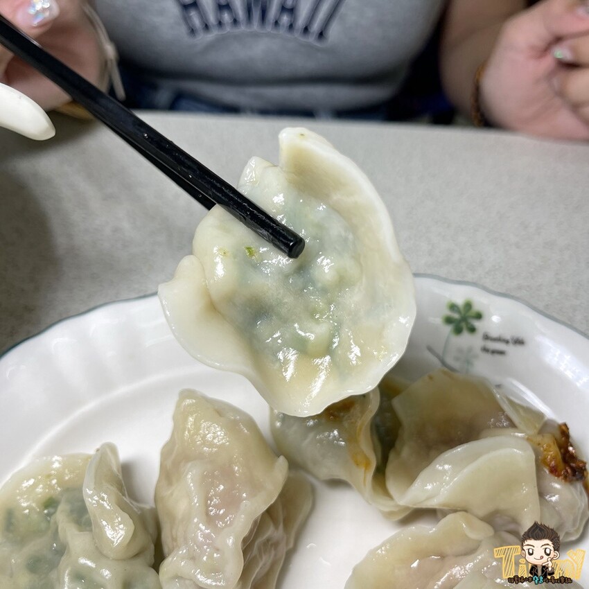 相見恨晚的道地重慶麵食料理！必點肥腸湯泡飯又麻又辣好過癮！